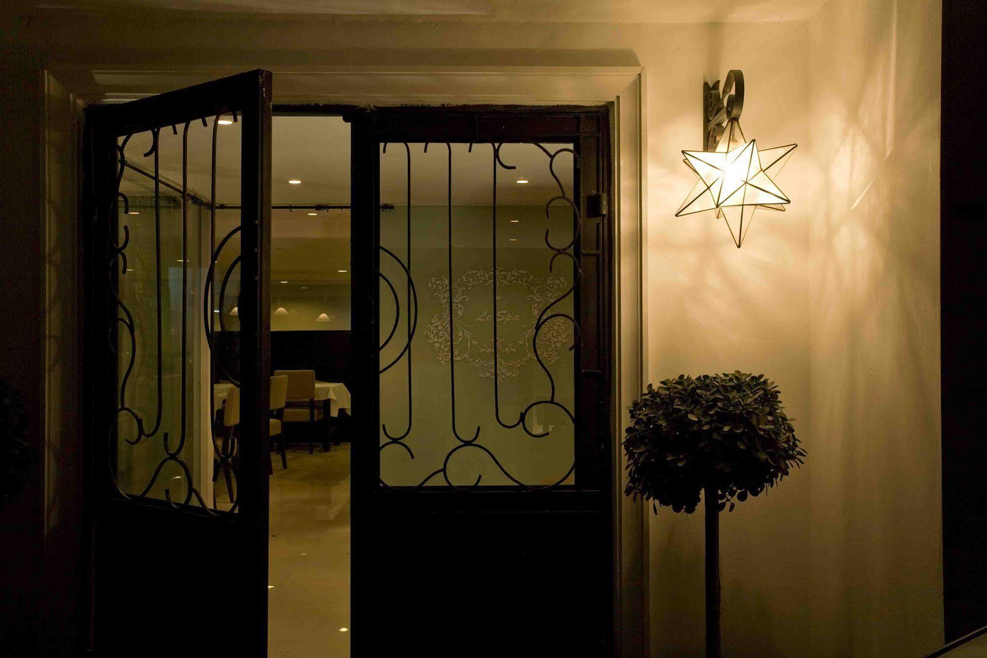 Hotel Aspira Davinci Sukhumvit 31 Bangkok Exterior foto